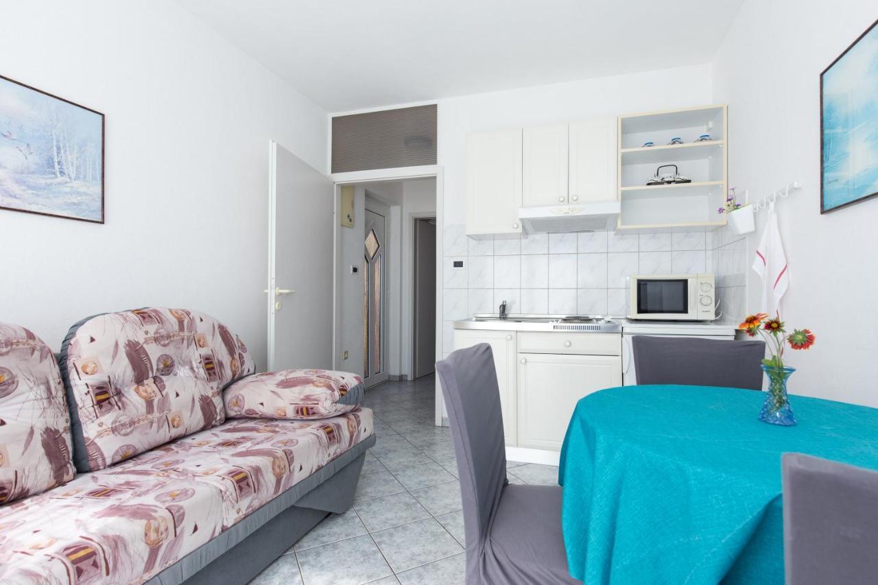 Apartments Krajina Novi Vinodolski Exteriör bild